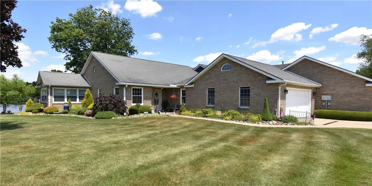 114 Club House, West Middlesex, PA 16159 - #1