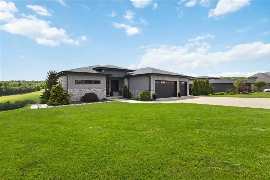 2079 Totteridge Dr, Greensburg, PA 15601 - #2