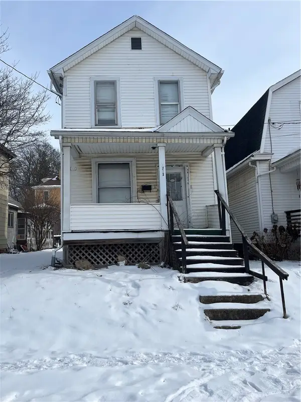 713 Monroe Street, New Castle, PA 16101