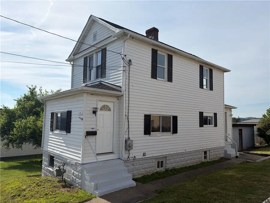 641 3rd St, Donora, PA 15033 - #2