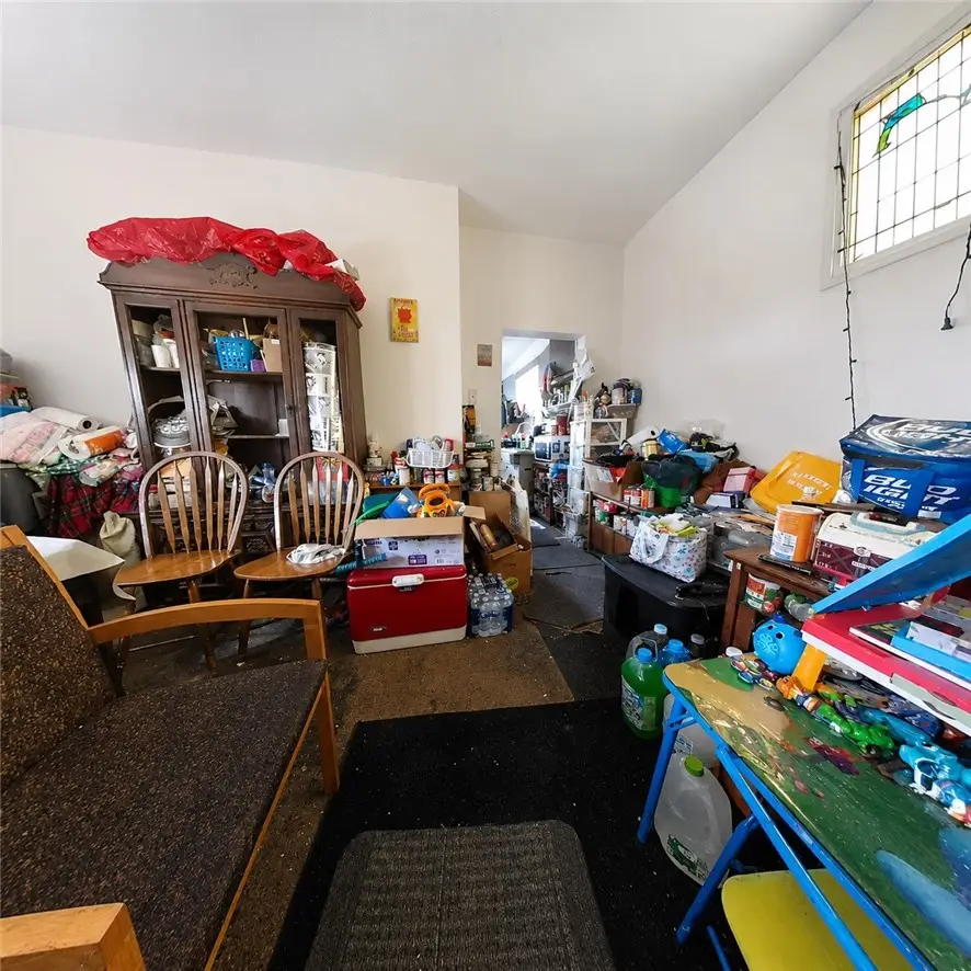 718 Bennett St, McKeesport, PA 15132 - #3