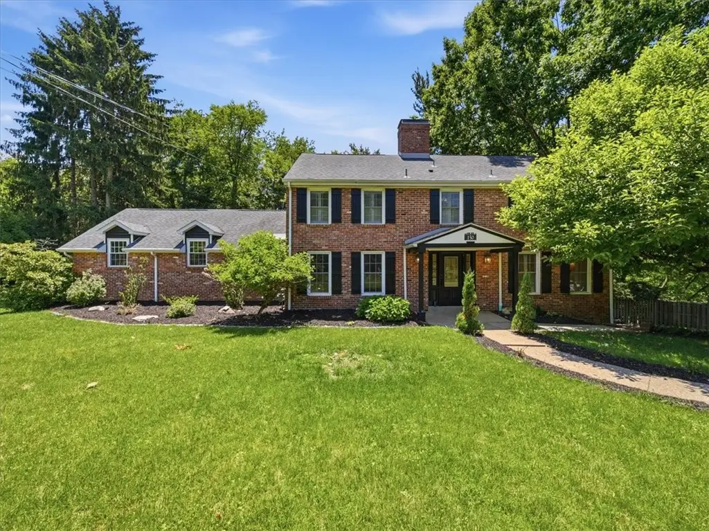 150 Maple Dr, Wexford, PA 15090 - #1
