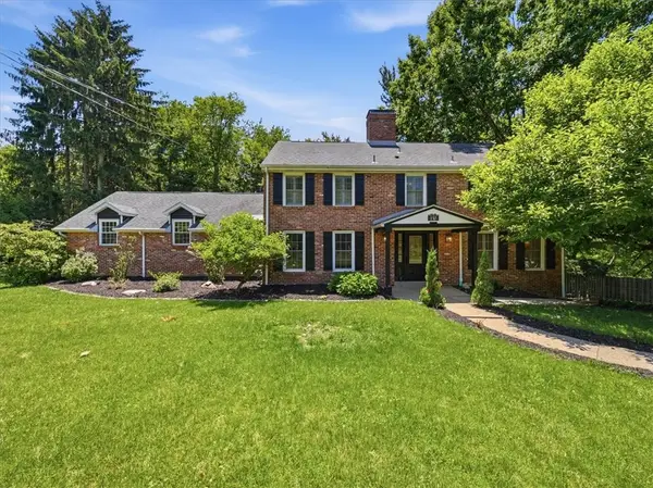 150 Maple Dr, Wexford, PA 15090