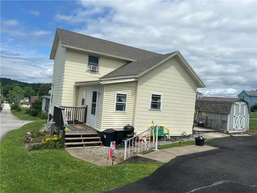 228 Union St, Dickerson Run, PA 15430 - #2