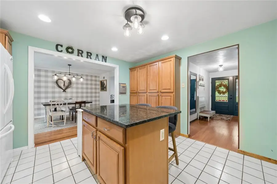 4067 Briarwood Dr, Jeannette, PA 15644 - #3