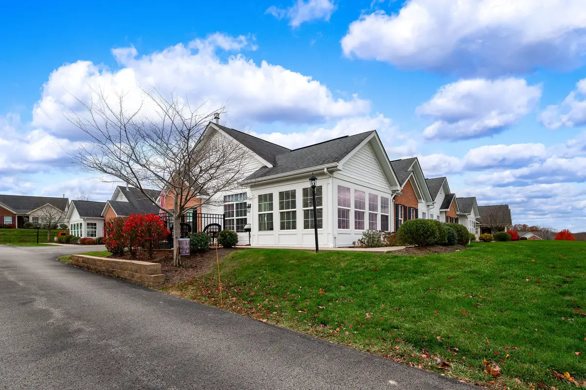 1031 Silver Oak Dr, Renfrew, PA 16053 - #1