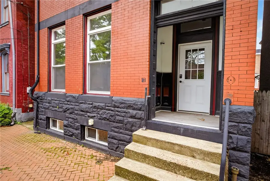 1005 Sheffield St, Pittsburgh, PA 15233 - #3