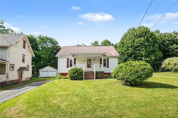 213 Morrison Ave, Ellwood City, PA 16117