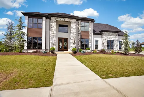 218 Loganbridge Drive, Peters Twp, PA 15367