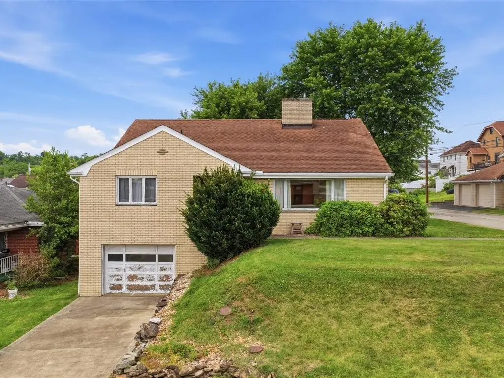 600 Mary St, Monongahela, PA 15063 - #1