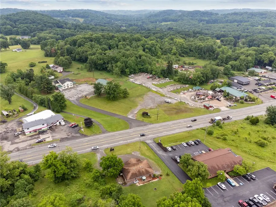 1154 Pittsburgh Rd, Valencia, PA 16059 - #3