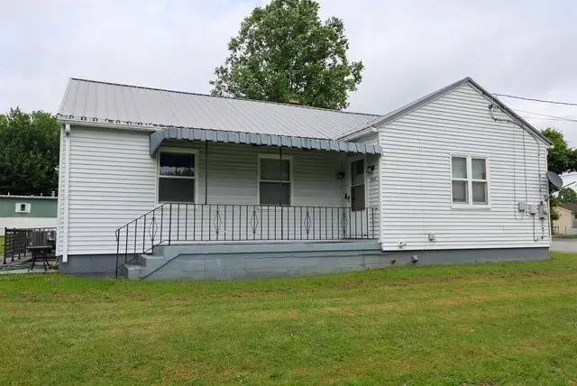 315 S Pine Street, Fairdale, PA 15320 - #2