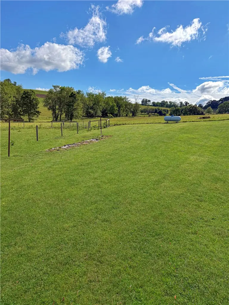 621 Washington Pike, Avella, PA 15312 - #3