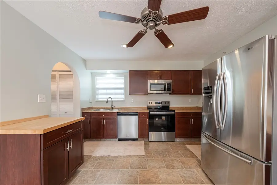 106 Sandy Brae, Canonsburg, PA 15317 - #3