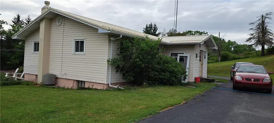 830 Bells Mills Cloe Rd, Punxsutawney, PA 15767 - #2