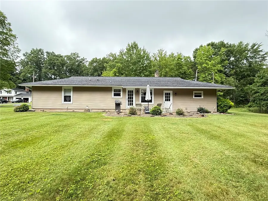 16 Eastway Avenue, Greenville, PA 16125 - #2
