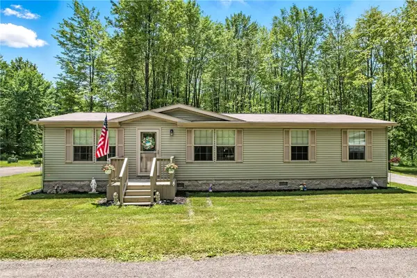 73 S Summit Rd #503, Greenville, PA 16125
