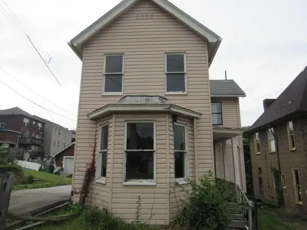 608 George Street, Wilmerding, PA 15148