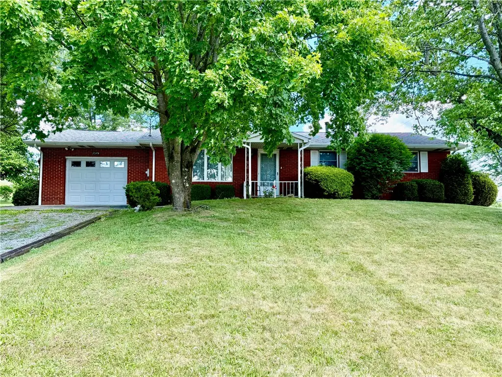 2379 State Route 981, New Alexandria, PA 15670 - #1
