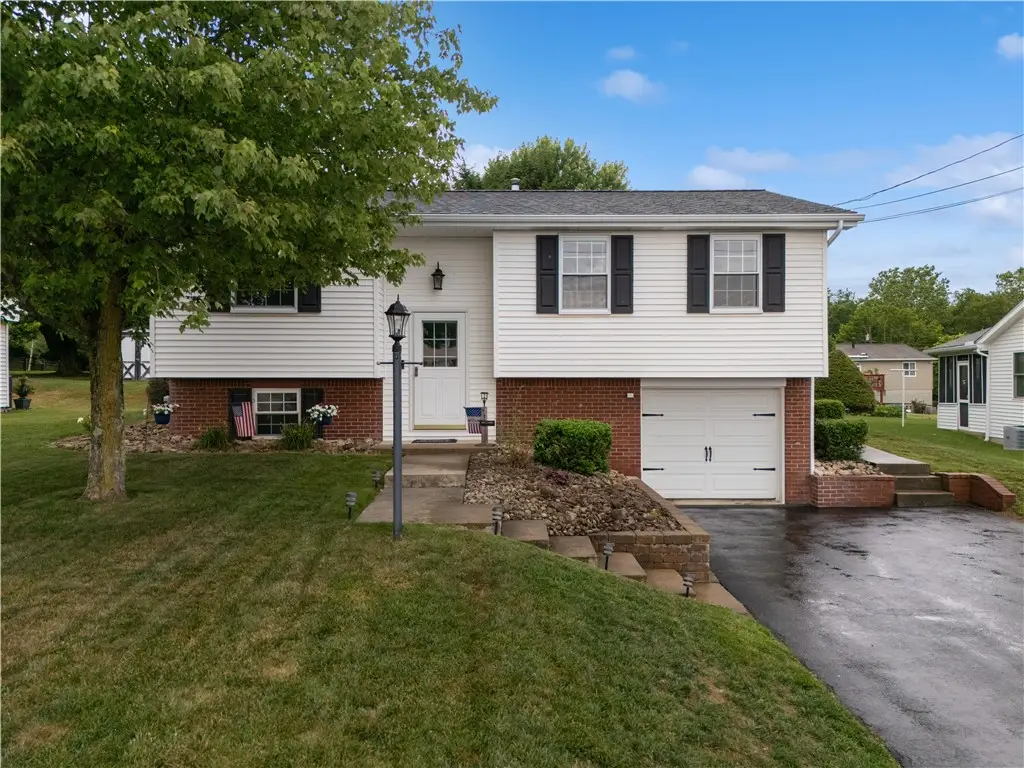223 Eleanor Dr, Latrobe, PA 15650 - #1