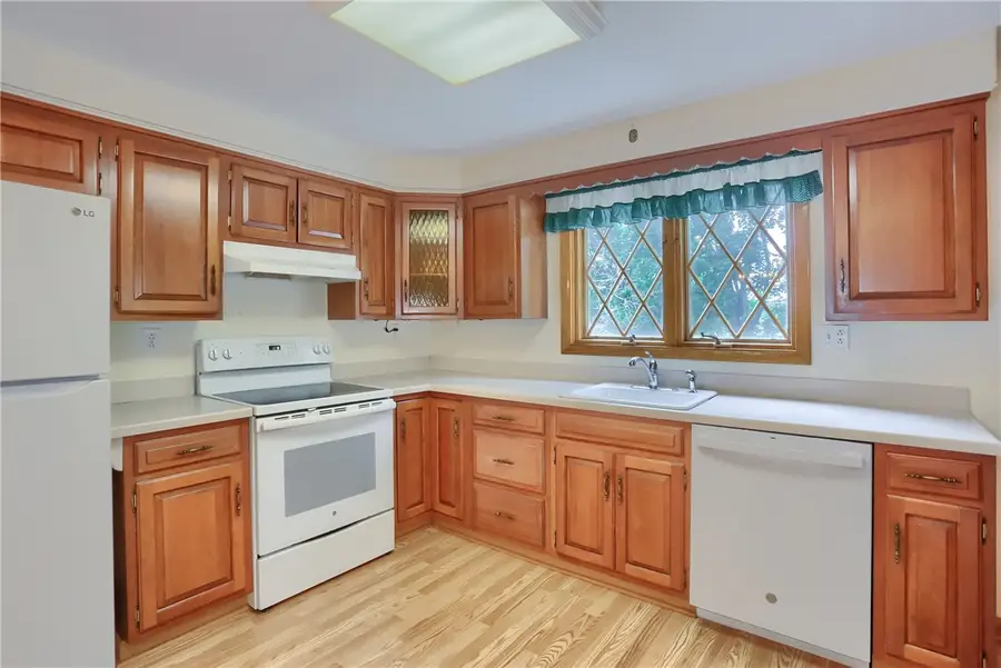 228 Parkedge Road, Pittsburgh, PA 15220 - #3