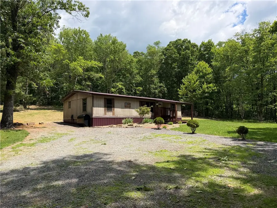 934 W Sunbury Rd, West Sunbury, PA 16061 - #2