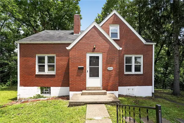 2501 Olympia St, Mckeesport, PA 15132