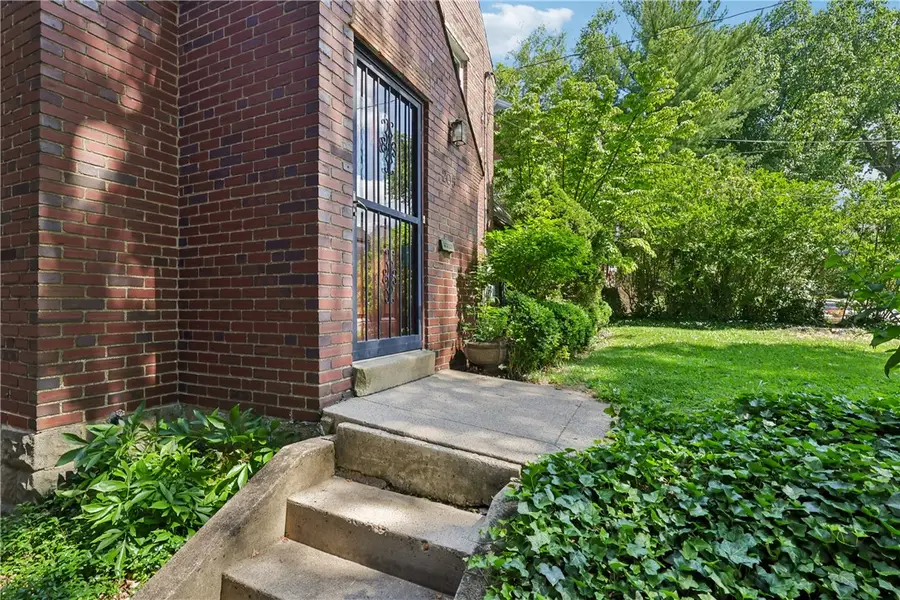 205 Dewey Street, Pittsburgh, PA 15218 - #2