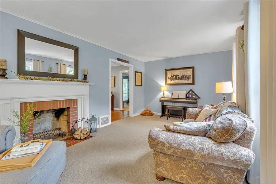 38 Circle Dr, Beaver, PA 15009 - #3
