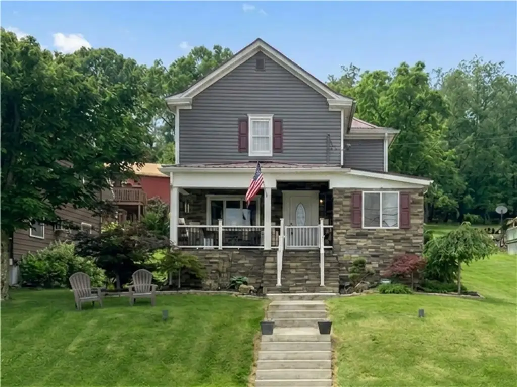 210 Piersol Ave, Bentleyville, PA 15314 - #1