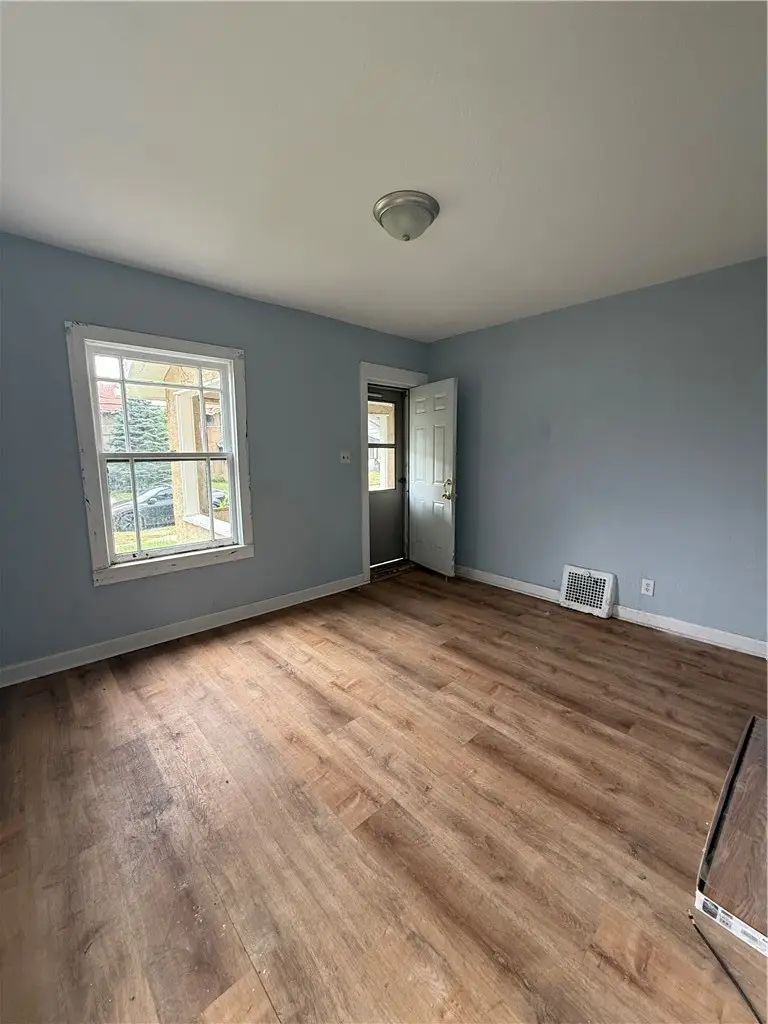 337-339 Shenango Blvd, Farrell, PA 16121 - #3