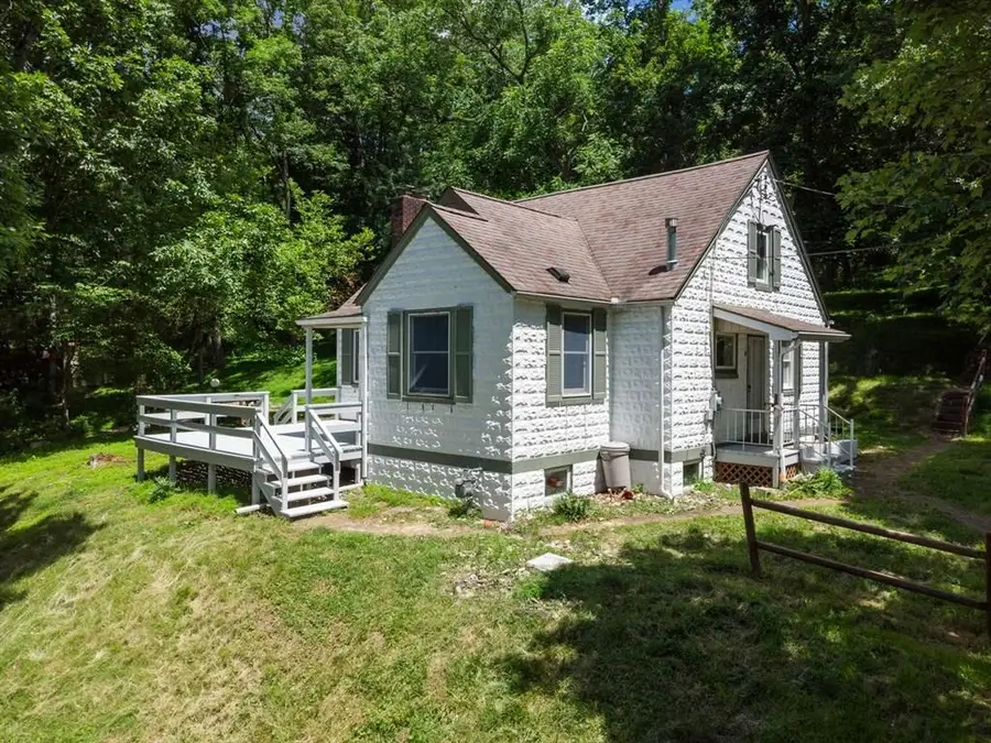 383 Lakeview Drive, Washington, PA 15301 - #2