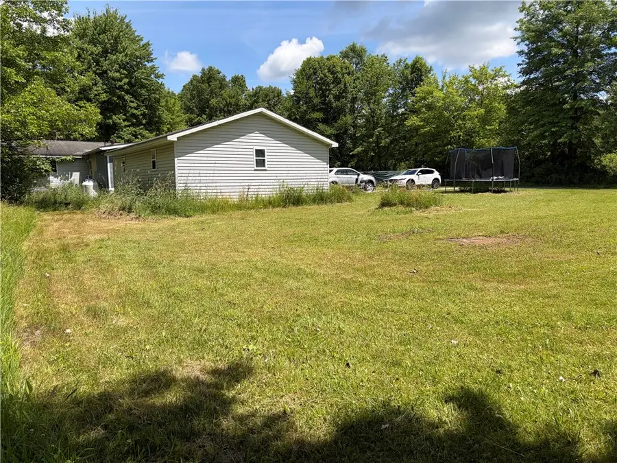 1370 Hoffman Ln, Hermitage, PA 16148 - #2
