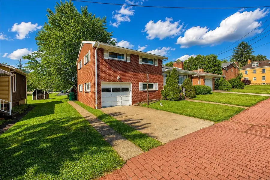 1119 Church St, Indiana, PA 15701 - #2