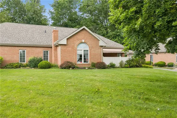 126 Crosswynds Dr, Beaver Falls, PA 15010