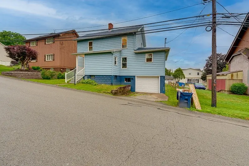 1016 Walnut St, Harrison City, PA 15636 - #3