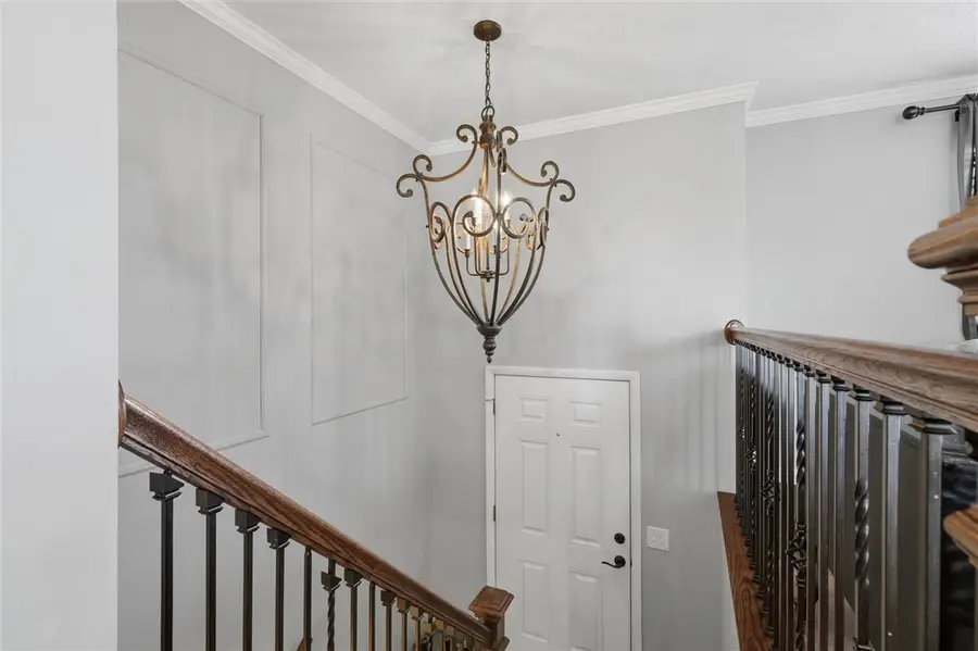 409 Scottsdale Dr, Coraopolis, PA 15108 - #2