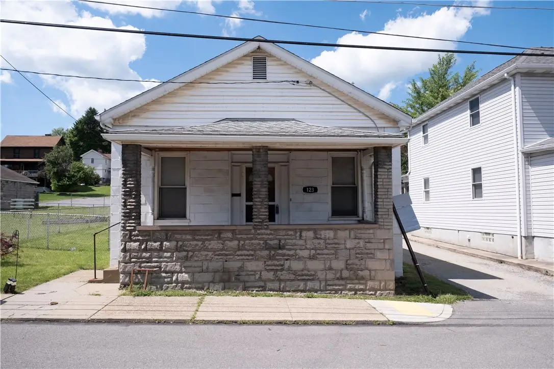 123 Smith St, Canonsburg, PA 15317 - #1