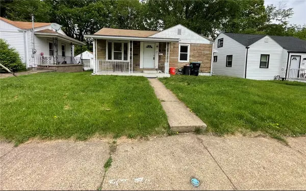 141 Carroll St, Aliquippa, PA 15001