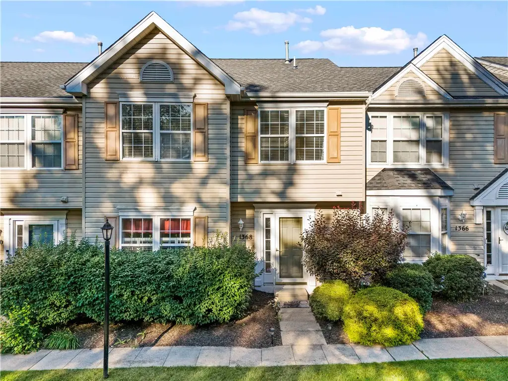 1368 Meadowbrook Dr, Canonsburg, PA 15317 - #1