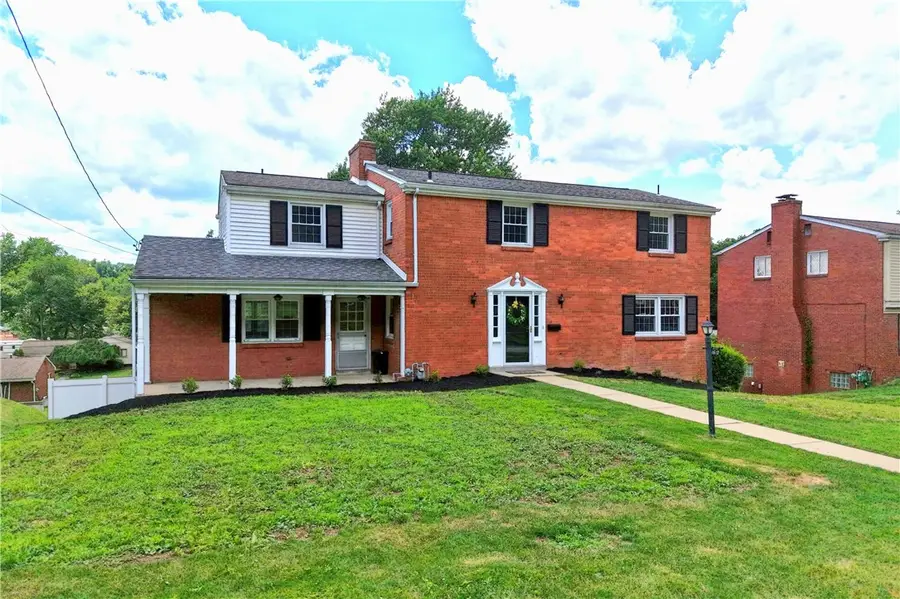 1610 Hill St, White Oak, PA 15131 - #2