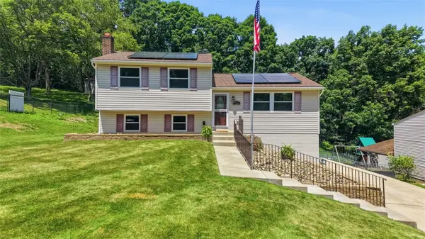 728 Skyview Dr, Cranberry Twp, PA 16066