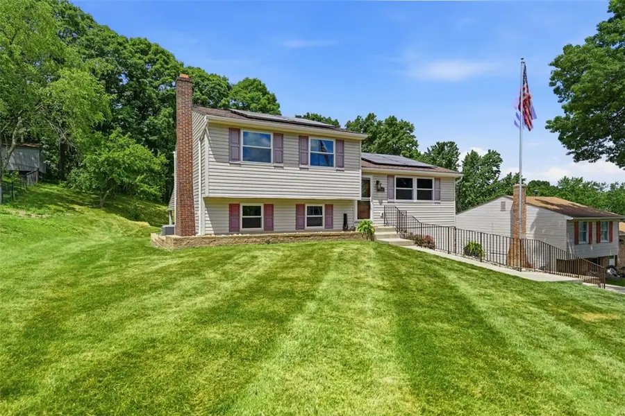 728 Skyview Dr, Cranberry, PA 16066 - #2