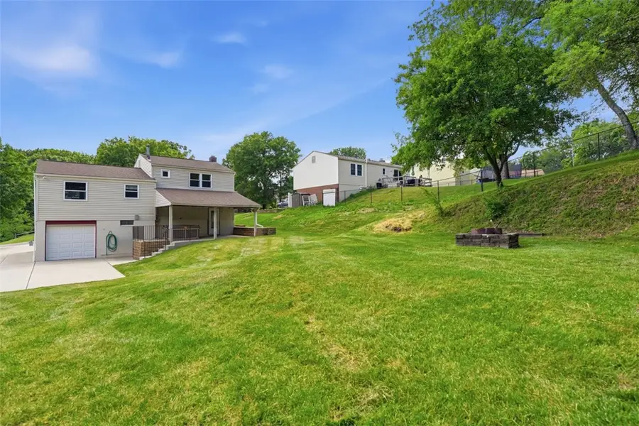 728 Skyview Dr, Cranberry, PA 16066 - #3