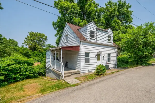 716 5th, Elizabeth, PA 15037