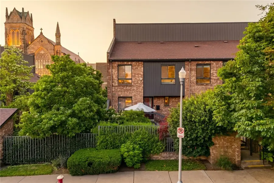 46 Foster Square, Pittsburgh, PA 15212 - #2