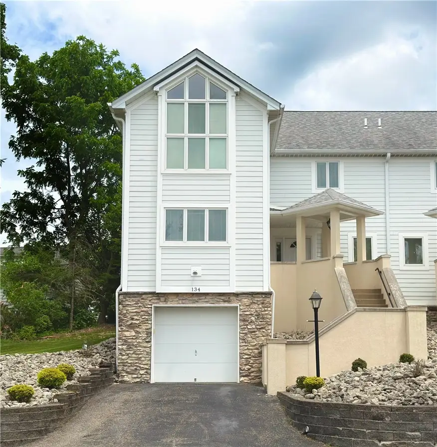 134 St Thomas Dr, Beaver Falls, PA 15010 - #1