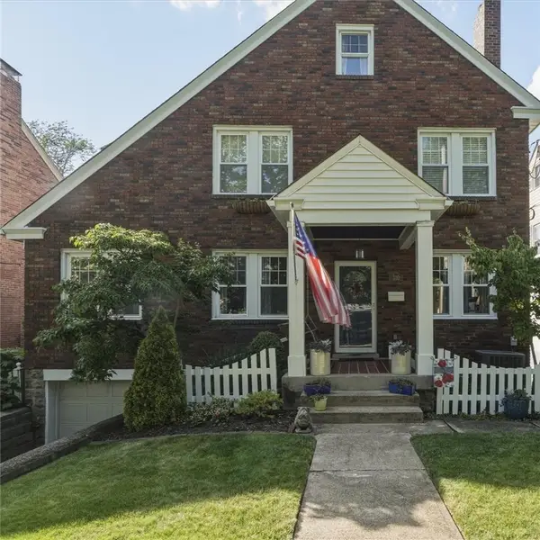 310 Morrison Dr, Pittsburgh, PA 15216