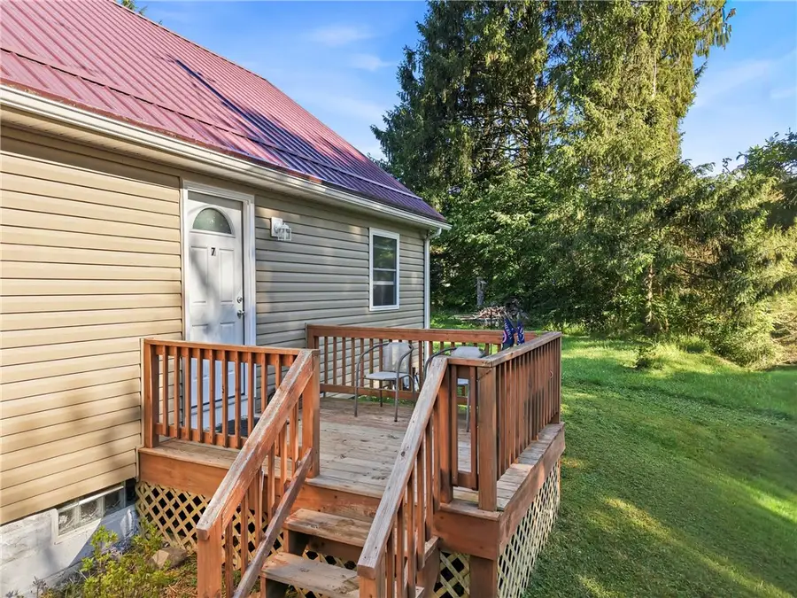 7 Old Fredonia Rd, Mercer, PA 16137 - #2