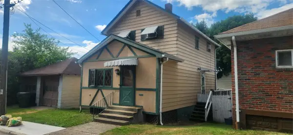 1202 Crescent Avenue, Ellwood City, PA 16117